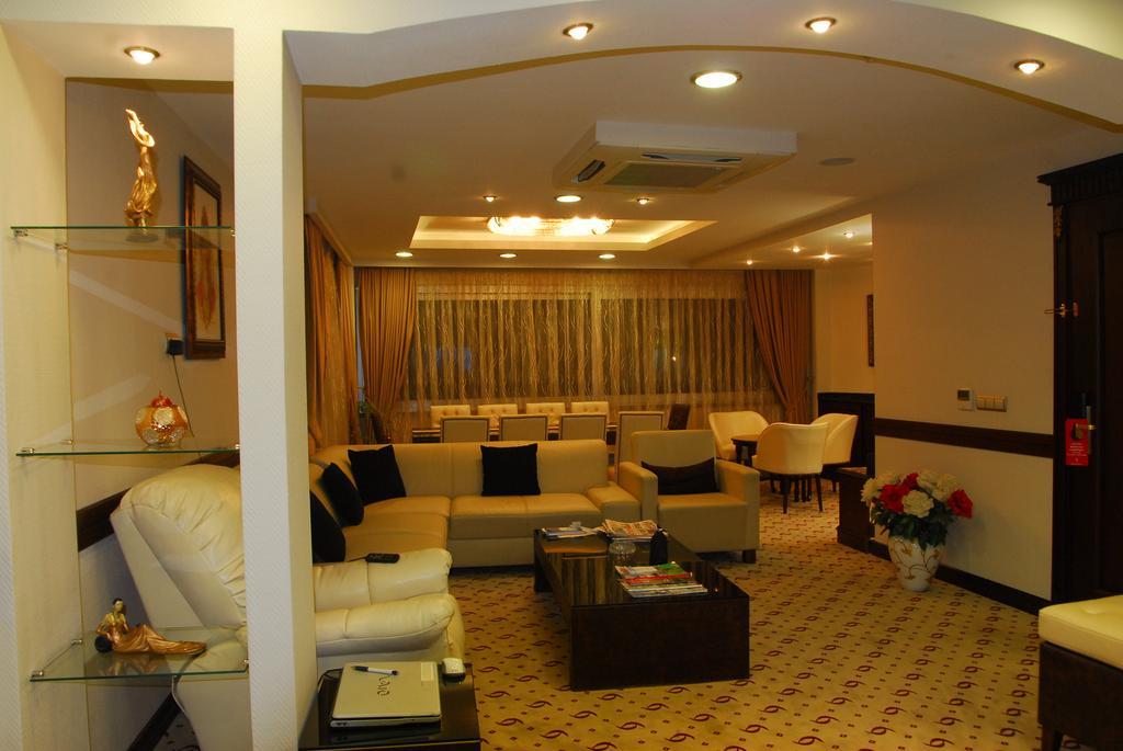 Adana Erten Hotel Exterior photo